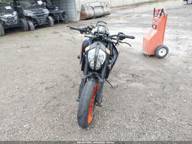 KTM 890 Duke R 2022 VBKTU9409NM830765 Image 5