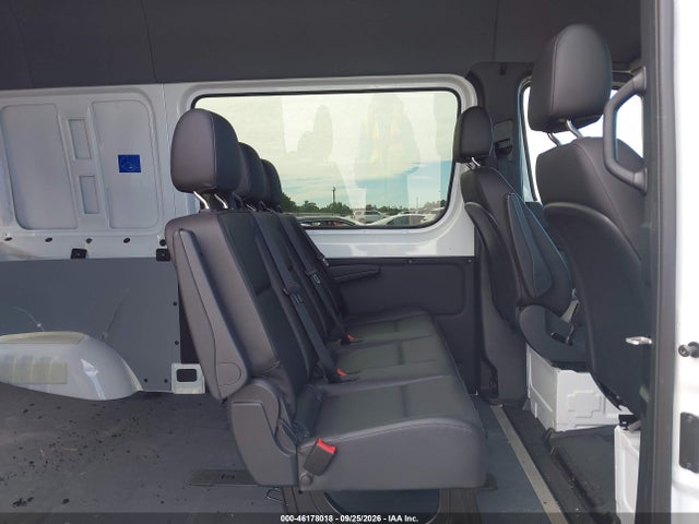 2025 Mercedes-benz Sprinter 2500 Standard Roof 4-cyl Diesel მანქანა იყიდება აუქციონზე, vin: W1W4KBHY5ST197366, აუქციონის ნომერი: 46178018