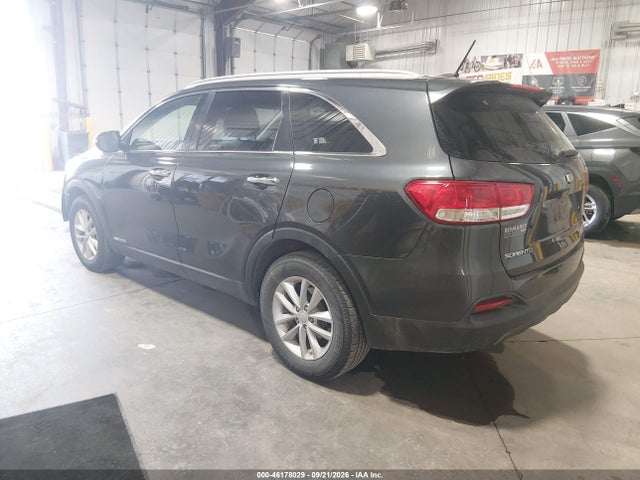 KIA Sorento 3.3l Lx 2017 5XYPGDA55HG334462 Image 3