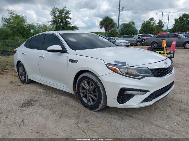 2020 Kia Optima Lx მანქანა იყიდება აუქციონზე, vin: 5XXGT4L39LG387136, აუქციონის ნომერი: 46178056