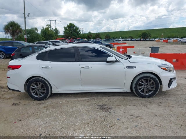 2020 Kia Optima Lx მანქანა იყიდება აუქციონზე, vin: 5XXGT4L39LG387136, აუქციონის ნომერი: 46178056