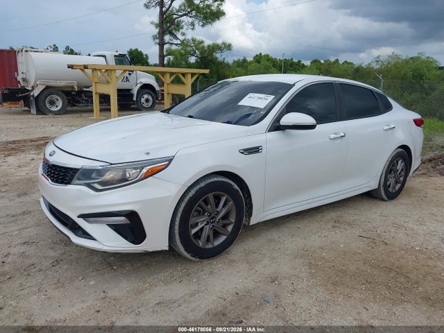 2020 Kia Optima Lx მანქანა იყიდება აუქციონზე, vin: 5XXGT4L39LG387136, აუქციონის ნომერი: 46178056