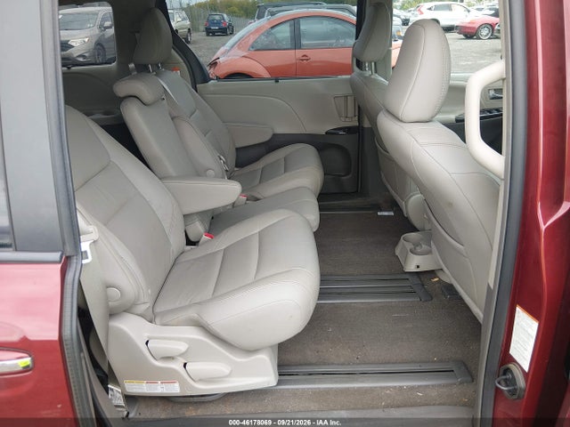 Aukcja sprzedaży 2018 Toyota Sienna Xle Premium 8 Passenger, vin: 5TDYZ3DC2JS954567, numer aukcji: 46178069