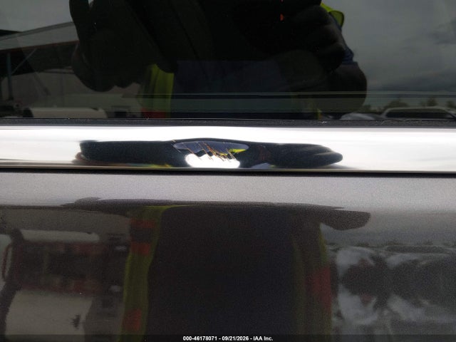 Продажа на аукционе авто 2018 Chrysler Pacifica Limited, vin: 2C4RC1GG0JR247372, номер лота: 46178071