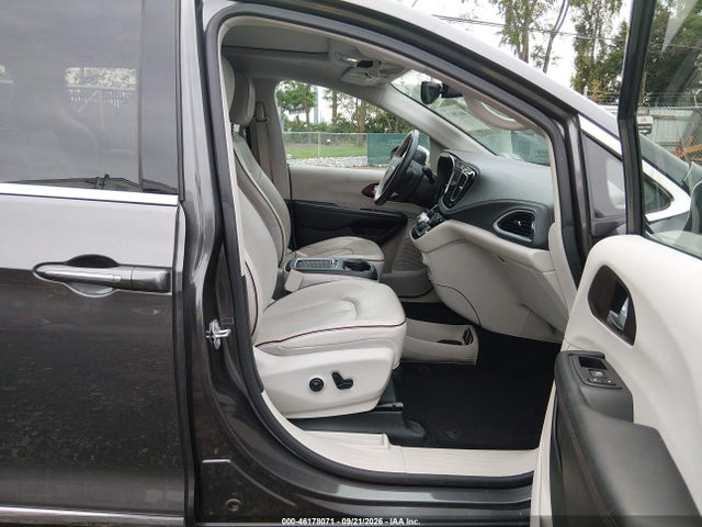 Продажа на аукционе авто 2018 Chrysler Pacifica Limited, vin: 2C4RC1GG0JR247372, номер лота: 46178071