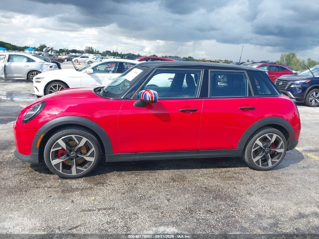46178081 :رقم المزاد ، WMW53GD00S2W68515 vin ، 2025 Mini Hardtop Cooper S مزاد بيع