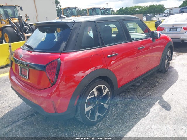 46178081 :رقم المزاد ، WMW53GD00S2W68515 vin ، 2025 Mini Hardtop Cooper S مزاد بيع