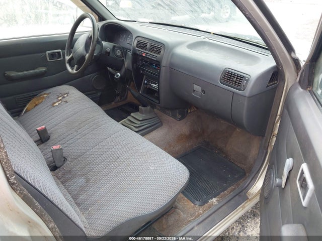 Aukcja sprzedaży 1997 Nissan 4x2 Truck Xe, vin: 1N6SD11S2VC392288, numer aukcji: 46178087