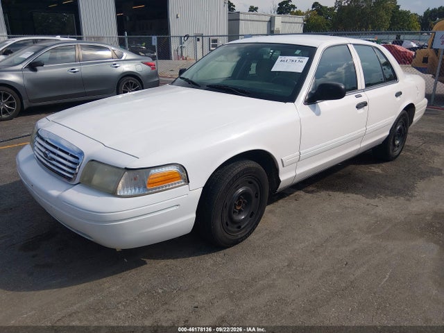 2004 Ford Crown Victoria Standard მანქანა იყიდება აუქციონზე, vin: 2FAFP73W34X136182, აუქციონის ნომერი: 46178136
