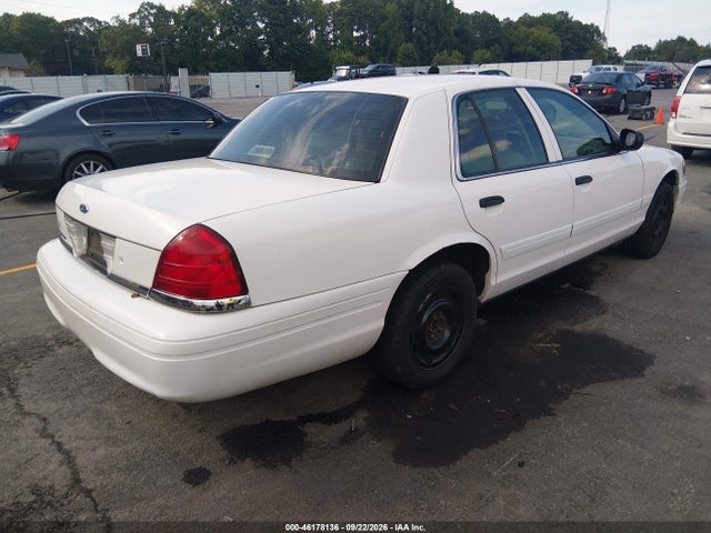2004 Ford Crown Victoria Standard მანქანა იყიდება აუქციონზე, vin: 2FAFP73W34X136182, აუქციონის ნომერი: 46178136