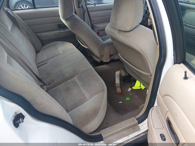 2004 Ford Crown Victoria Standard მანქანა იყიდება აუქციონზე, vin: 2FAFP73W34X136182, აუქციონის ნომერი: 46178136