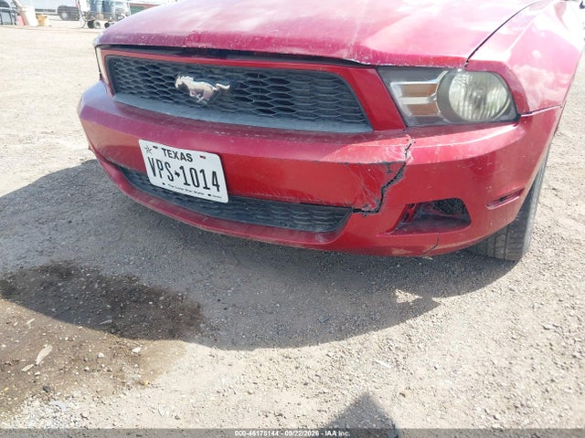 2010 Ford Mustang V6/v6 Premium მანქანა იყიდება აუქციონზე, vin: 1ZVBP8AN3A5104822, აუქციონის ნომერი: 46178144