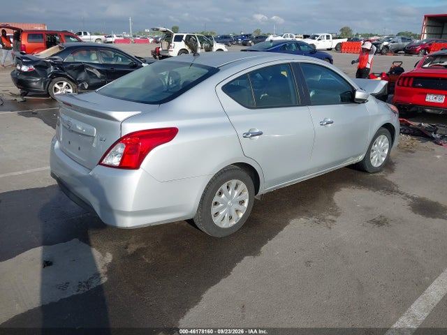 46178160 :رقم المزاد ، 3N1CN7AP7JL812082 vin ، 2018 Nissan Versa 1.6 Sv مزاد بيع