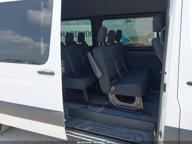 2026 Mercedes-benz Sprinter 2500 High Roof 4-cyl Diesel მანქანა იყიდება აუქციონზე, vin: W1Z4KGHY1TT606108, აუქციონის ნომერი: 46178166