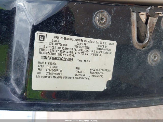 Aukcja sprzedaży 1999 Chevrolet Suburban 1500 Lt, vin: 3GNFK16RXXG229881, numer aukcji: 46178187