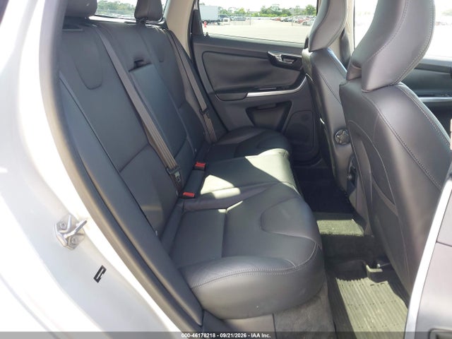 Продажа на аукционе авто 2015 Volvo Xc60 T5 Premier Plus, vin: YV440MDCXF2619583, номер лота: 46178218