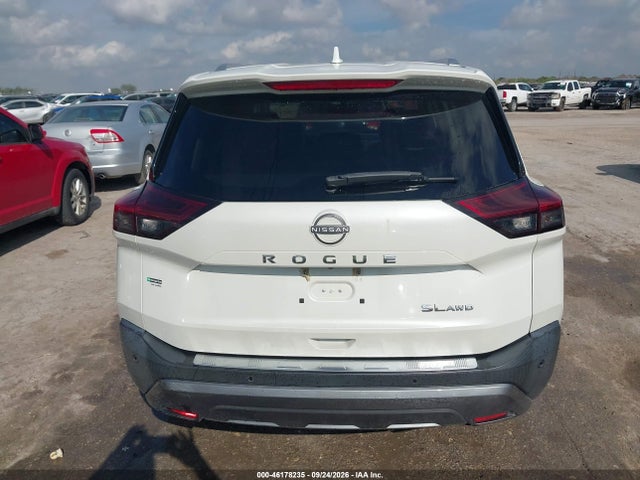 46178235 :رقم المزاد ، 5N1BT3CB7NC730553 vin ، 2022 Nissan Rogue Sl Intelligent Awd مزاد بيع