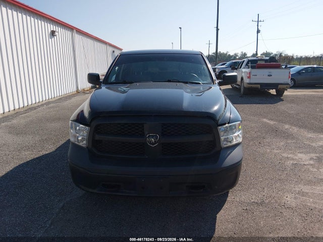46178243 :رقم المزاد ، 1C6RR7KG2MS564508 vin ، 2021 Ram 1500 Classic Tradesman مزاد بيع