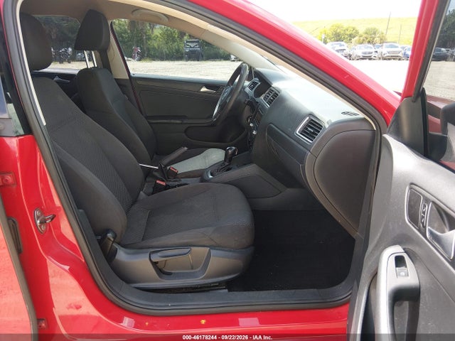 Продажа на аукционе авто 2014 Volkswagen Jetta 2.0l S, vin: 3VW2K7AJ2EM442749, номер лота: 46178244