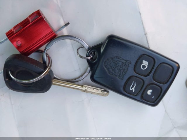 46178307 :رقم المزاد ، SAJKX6244WC824079 vin ، 1998 Jaguar Xj8 Vanden Plas مزاد بيع