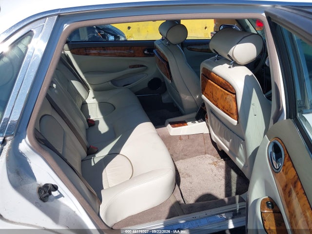 46178307 :رقم المزاد ، SAJKX6244WC824079 vin ، 1998 Jaguar Xj8 Vanden Plas مزاد بيع