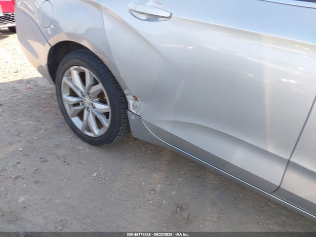2017 Chevrolet Impala 1lt მანქანა იყიდება აუქციონზე, vin: 1G1105SA5HU140890, აუქციონის ნომერი: 46178345