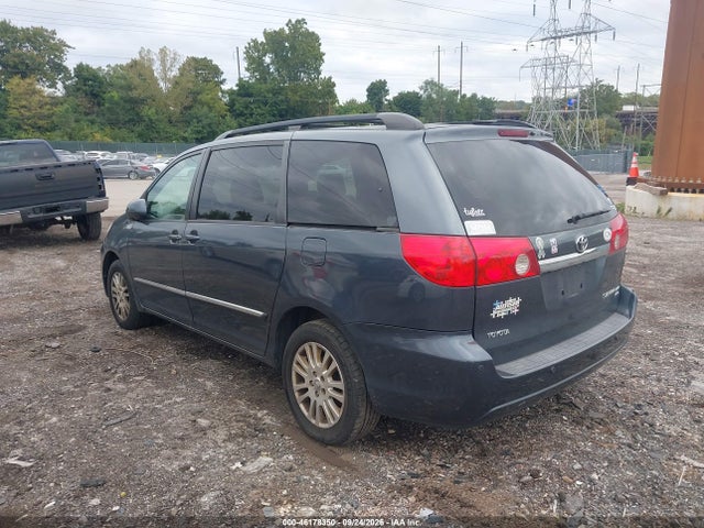 2008 Toyota Sienna Limited მანქანა იყიდება აუქციონზე, vin: 5TDBK22C98S015711, აუქციონის ნომერი: 46178350
