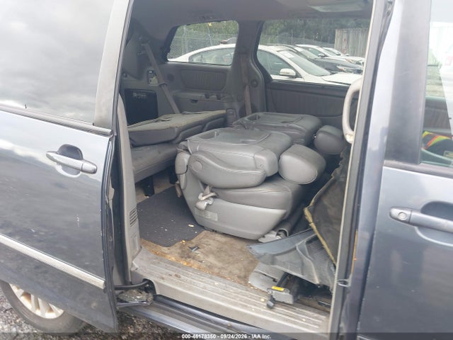 2008 Toyota Sienna Limited მანქანა იყიდება აუქციონზე, vin: 5TDBK22C98S015711, აუქციონის ნომერი: 46178350