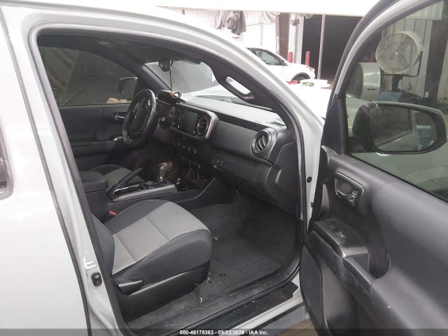 Продажа на аукционе авто 2022 Toyota Tacoma Trd Sport, vin: 3TYCZ5AN5NT071732, номер лота: 46178363