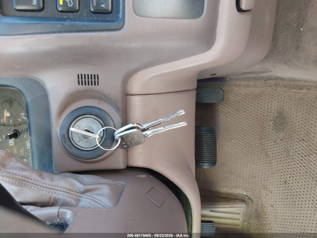46178405 :رقم المزاد ، 4T1BF12B8VU152180 vin ، 1997 Toyota Avalon Xl مزاد بيع