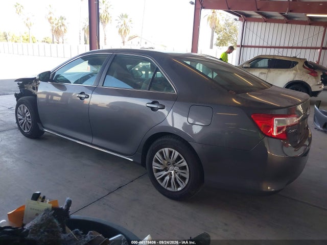 46178406 :رقم المزاد ، 4T4BF1FK8DR322424 vin ، 2013 Toyota Camry Le مزاد بيع
