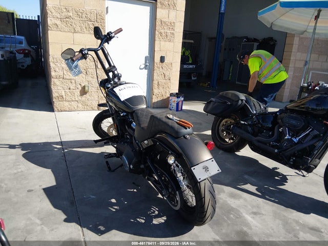 Harley-Davidson FXBB 2020 1HD1YJJ21LB032983 Image 3