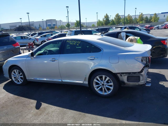 46178421 :رقم المزاد ، JTHBK1EG8B2466599 vin ، 2011 Lexus Es 350 مزاد بيع