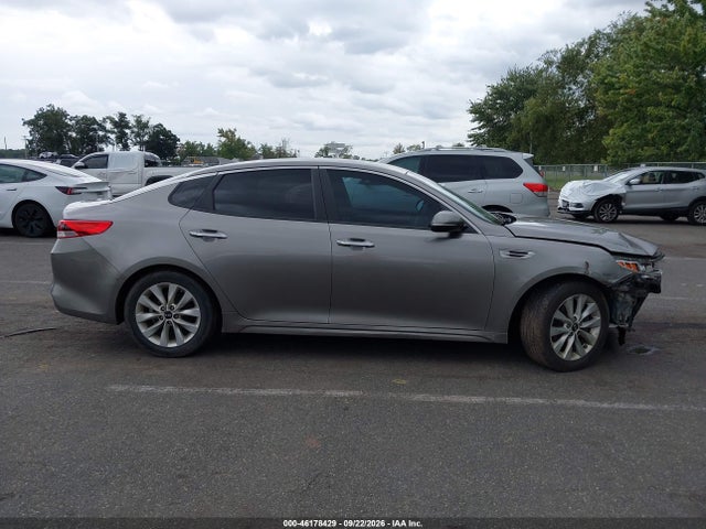 Продаж на аукціоні авто 2018 Kia Optima Lx, vin: 5XXGT4L3XJG266578, номер лоту: 46178429