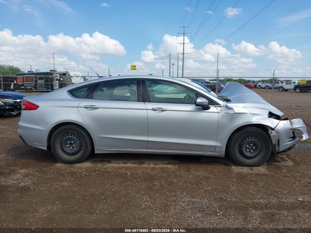 2019 Ford Fusion S მანქანა იყიდება აუქციონზე, vin: 3FA6P0G71KR170496, აუქციონის ნომერი: 46178462