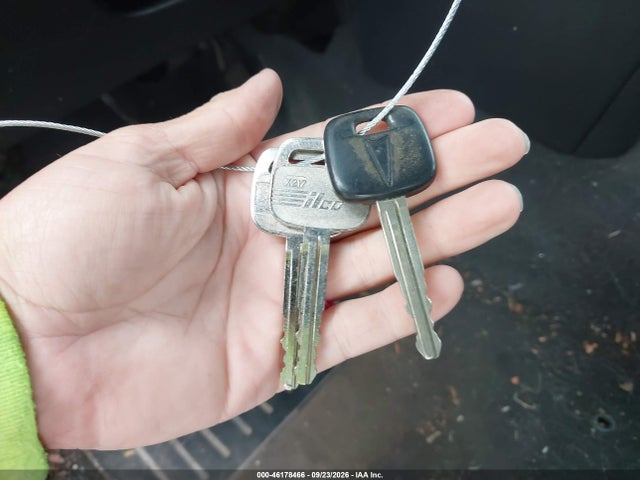 46178466 :رقم المزاد ، 5Y2SL65856Z436218 vin ، 2006 Pontiac Vibe مزاد بيع