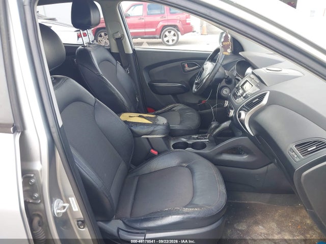 46178541 :رقم المزاد ، KM8JU3ACXBU205450 vin ، 2011 Hyundai Tucson Gls مزاد بيع