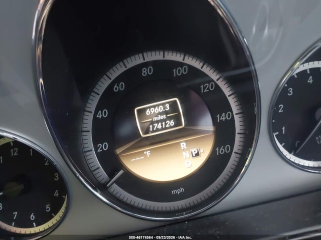 46178564 :رقم المزاد ، WDDHF5GB7BA493152 vin ، 2011 Mercedes-benz E 350 مزاد بيع