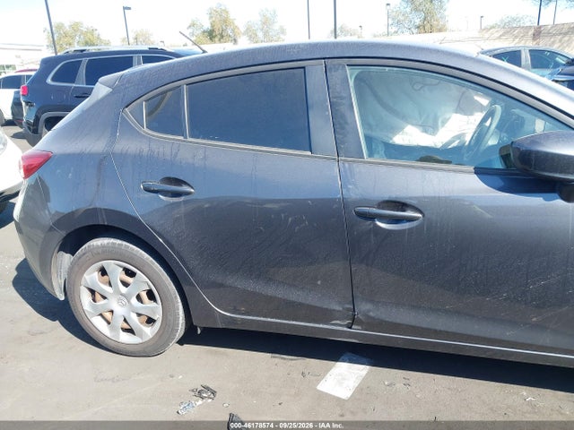 46178574 :رقم المزاد ، 3MZBM1J78GM262013 vin ، 2016 Mazda Mazda3 I Sport مزاد بيع
