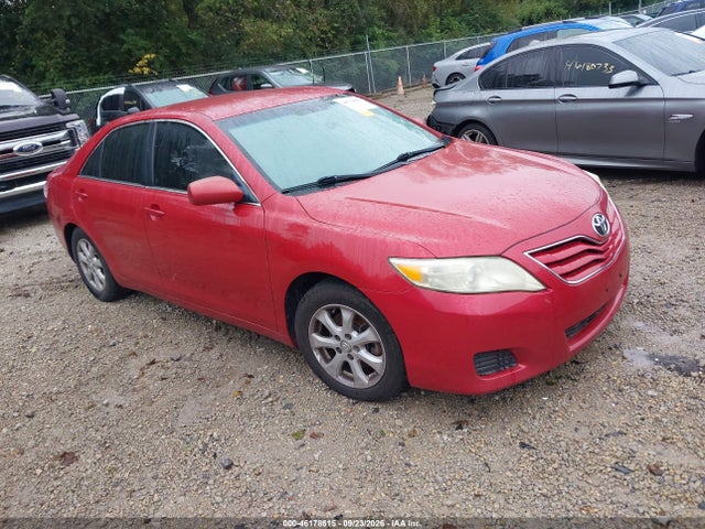 46178615 :رقم المزاد ، 4T4BF3EK3BR158042 vin ، 2011 Toyota Camry Le مزاد بيع