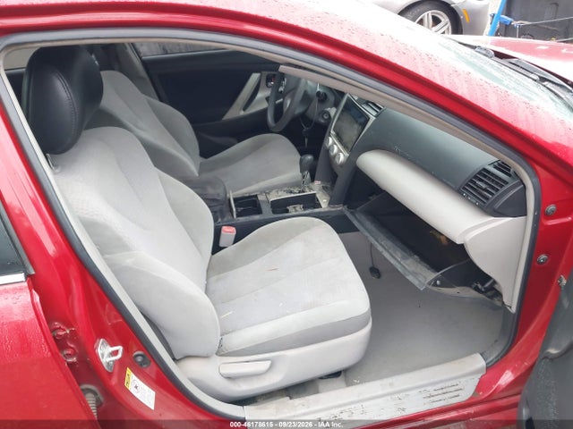 46178615 :رقم المزاد ، 4T4BF3EK3BR158042 vin ، 2011 Toyota Camry Le مزاد بيع