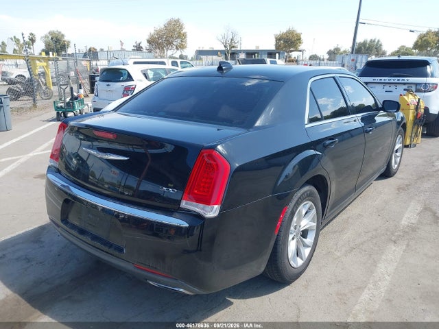 46178636 :رقم المزاد ، 2C3CCAAG9FH920935 vin ، 2015 Chrysler 300 Limited مزاد بيع