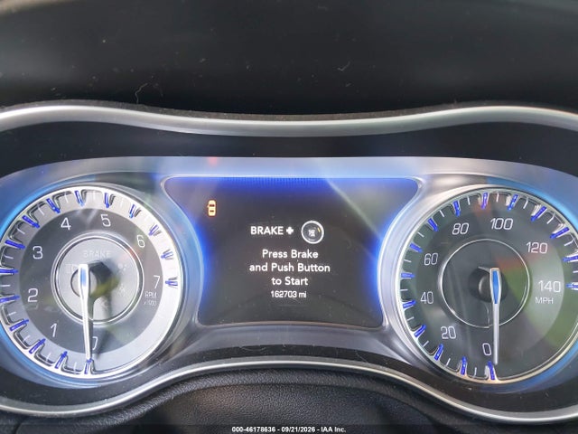 46178636 :رقم المزاد ، 2C3CCAAG9FH920935 vin ، 2015 Chrysler 300 Limited مزاد بيع