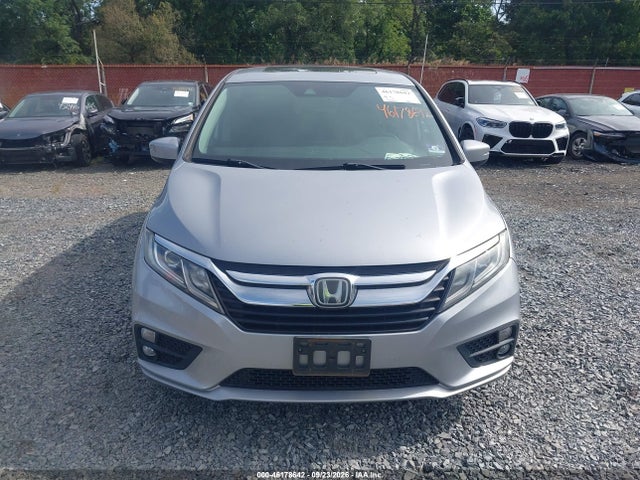 46178642 :رقم المزاد ، 5FNRL6H76JB009601 vin ، 2018 Honda Odyssey Ex-l مزاد بيع