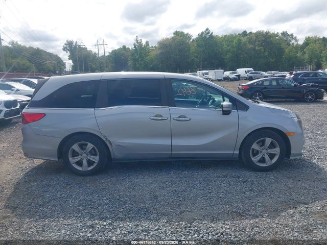 46178642 :رقم المزاد ، 5FNRL6H76JB009601 vin ، 2018 Honda Odyssey Ex-l مزاد بيع