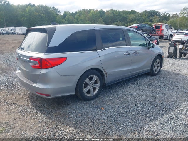 46178642 :رقم المزاد ، 5FNRL6H76JB009601 vin ، 2018 Honda Odyssey Ex-l مزاد بيع