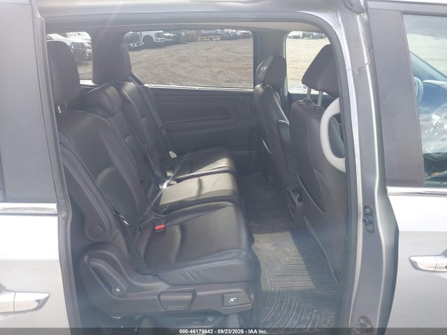 46178642 :رقم المزاد ، 5FNRL6H76JB009601 vin ، 2018 Honda Odyssey Ex-l مزاد بيع