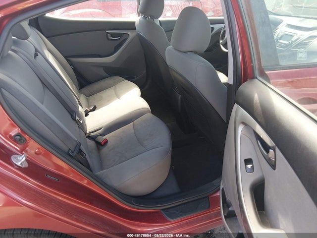 Продажа на аукционе авто 2016 Hyundai Elantra Se, vin: 5NPDH4AE8GH767927, номер лота: 46178654