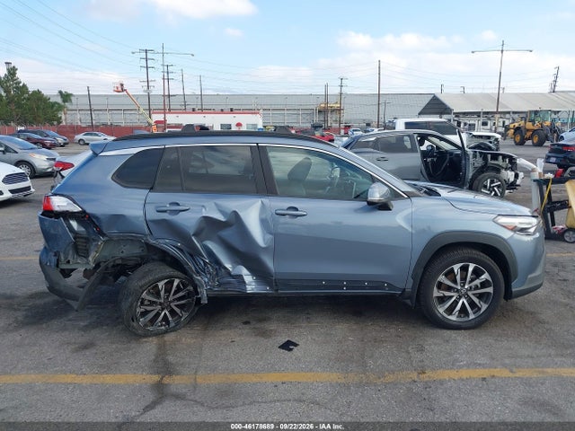 Toyota Corolla Cross Xle 2024 7MUDAABG8RV083904 Image 13