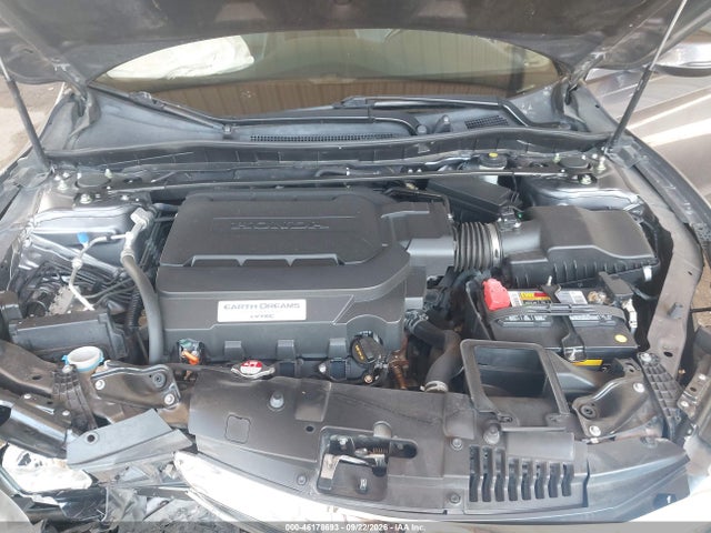 46178693 :رقم المزاد ، 1HGCR3F89HA013127 vin ، 2017 Honda Accord Ex-l V6 مزاد بيع